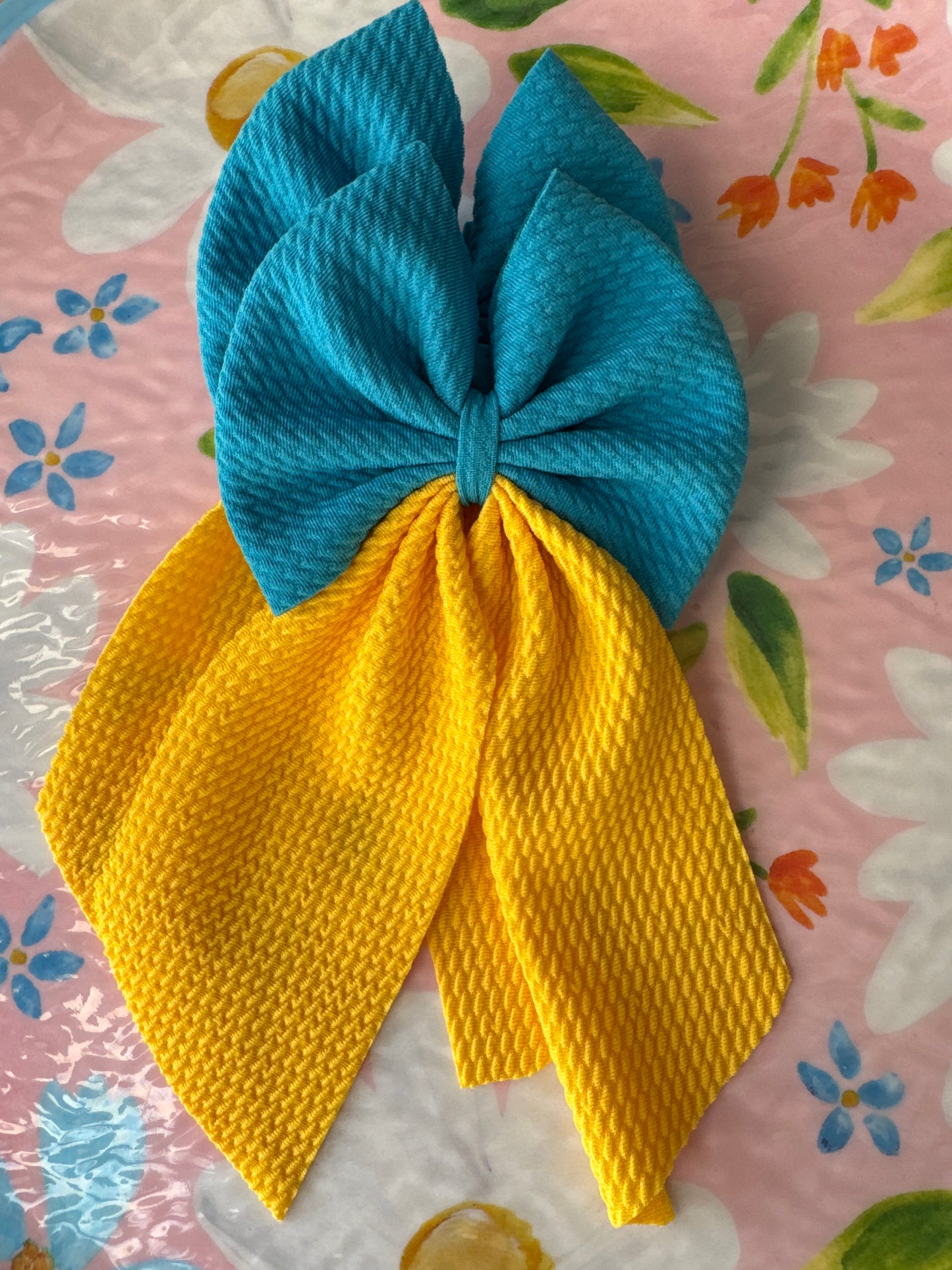 Long tail sailor on clip