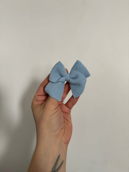 Mini poppy bow